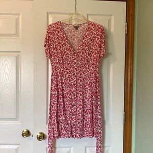 Falls Creek Floral Dress - Size M